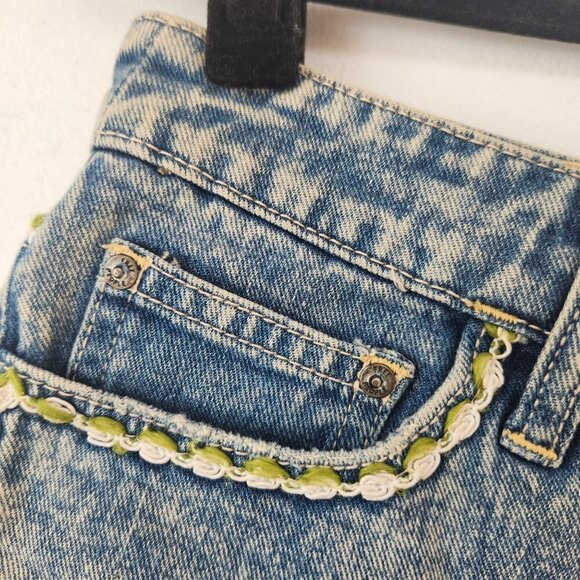 Free People Two-Toned Boho Distressed Denim Jean Shorts Women's 26 - Picture 4 of 8